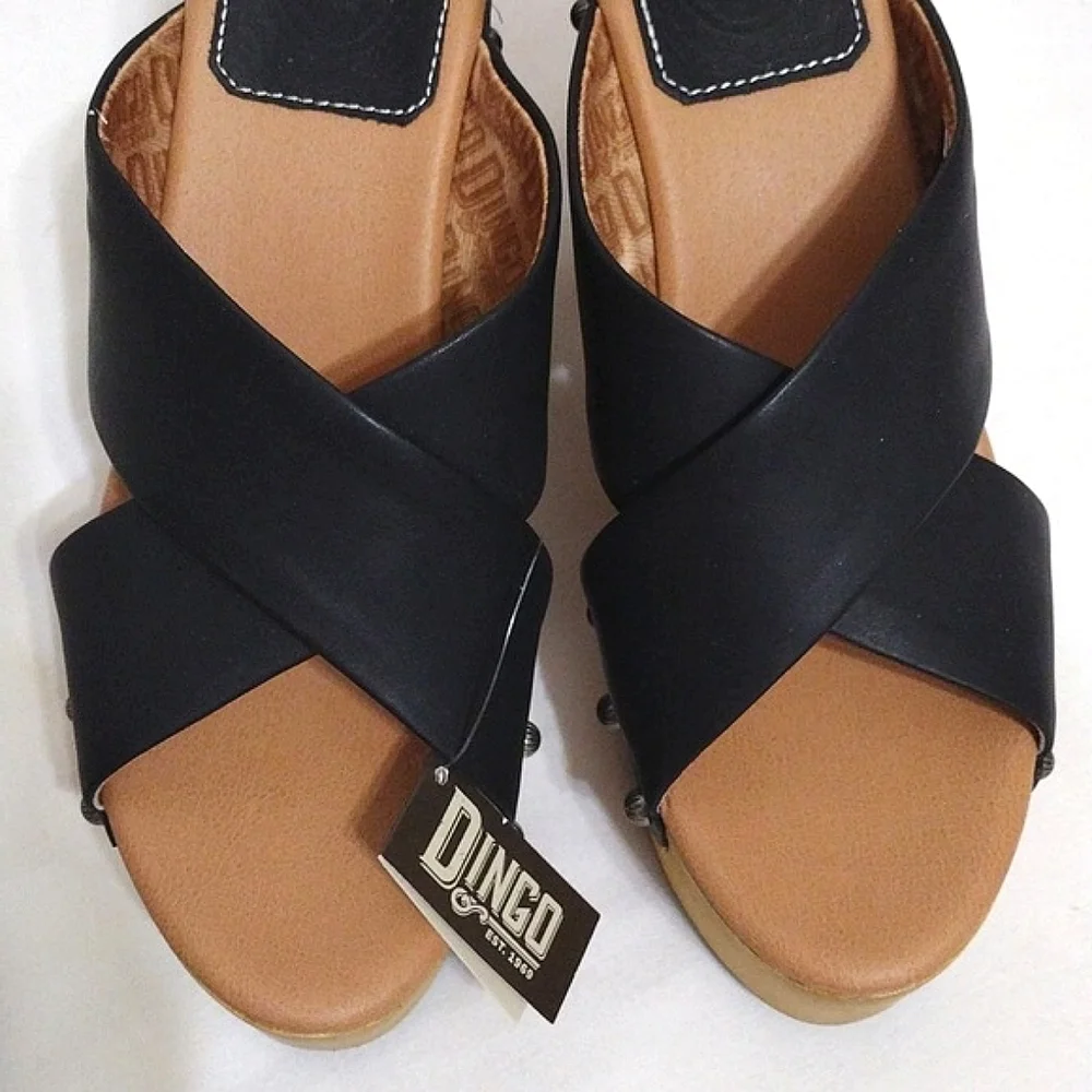NWT Dingo Driftwood Studded Black Leather Platform Clog Sandals 10M Boho Western